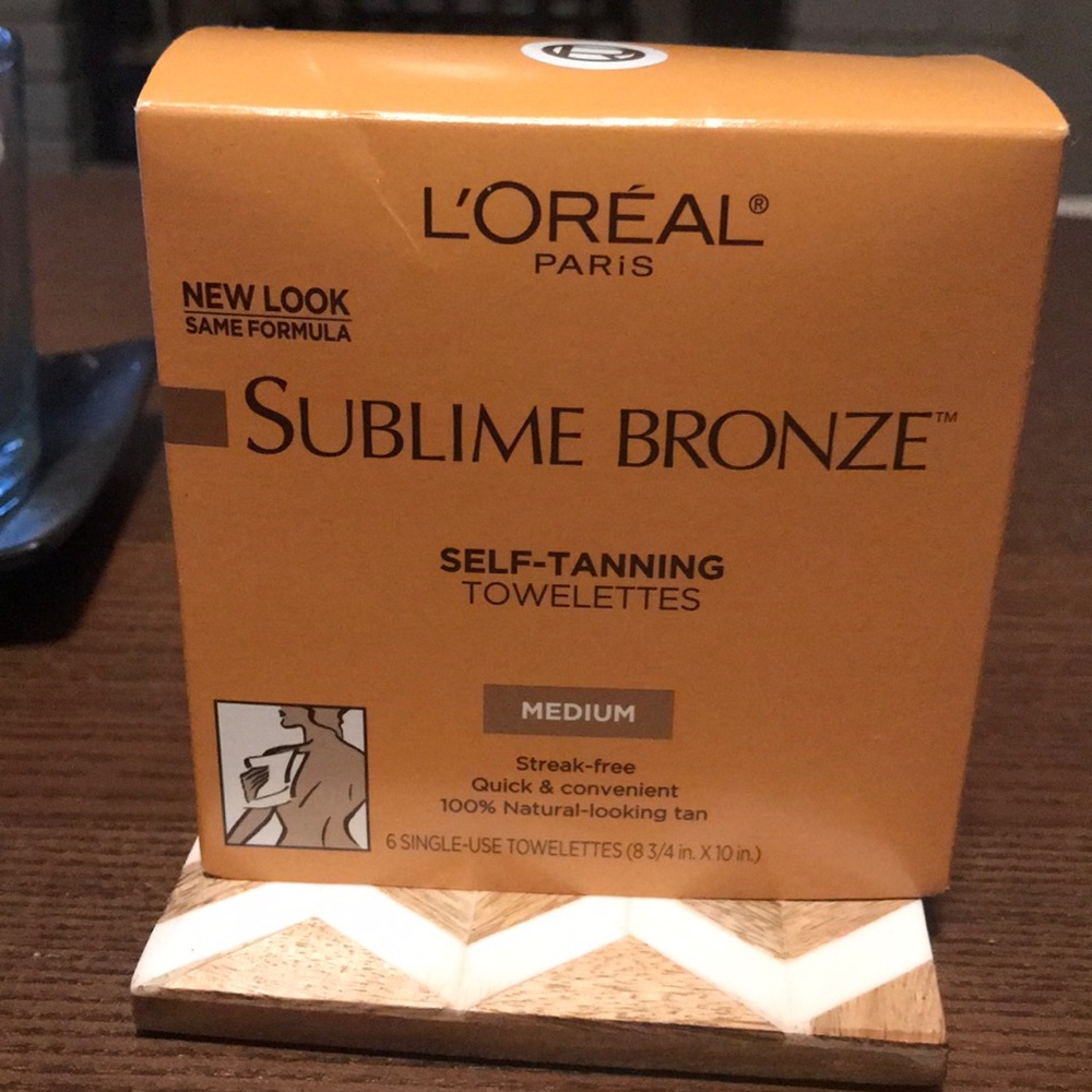 L’Oreal self tanning towelettes in Medium